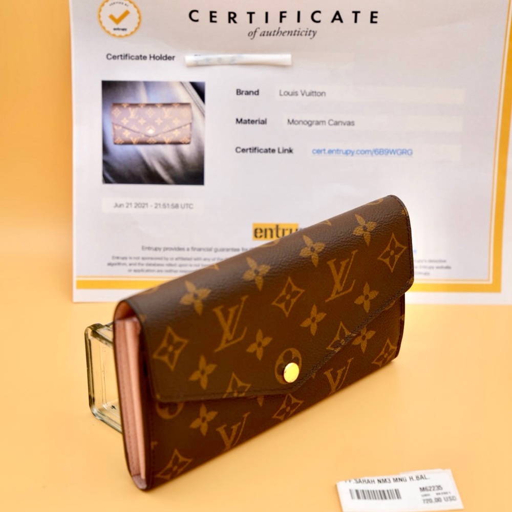 Louis Vuitton monogram Sarah Wallet with certificate(like New)